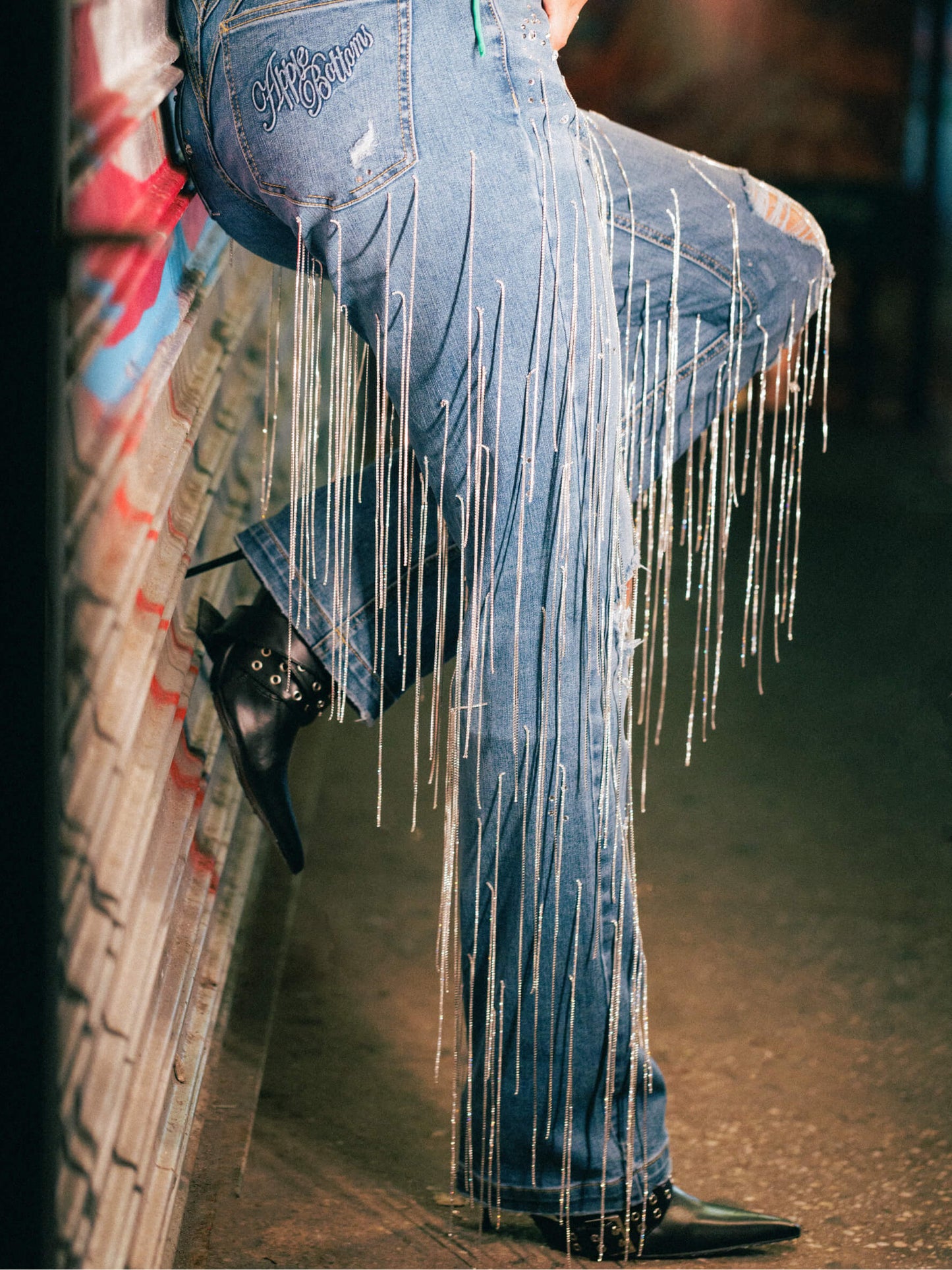 APPLE BOTTOMS - Star Struck Destructed Fringe Jean - Medium Wash - 8
